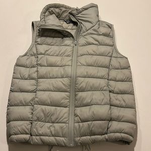Zara sage green puffer vest size s